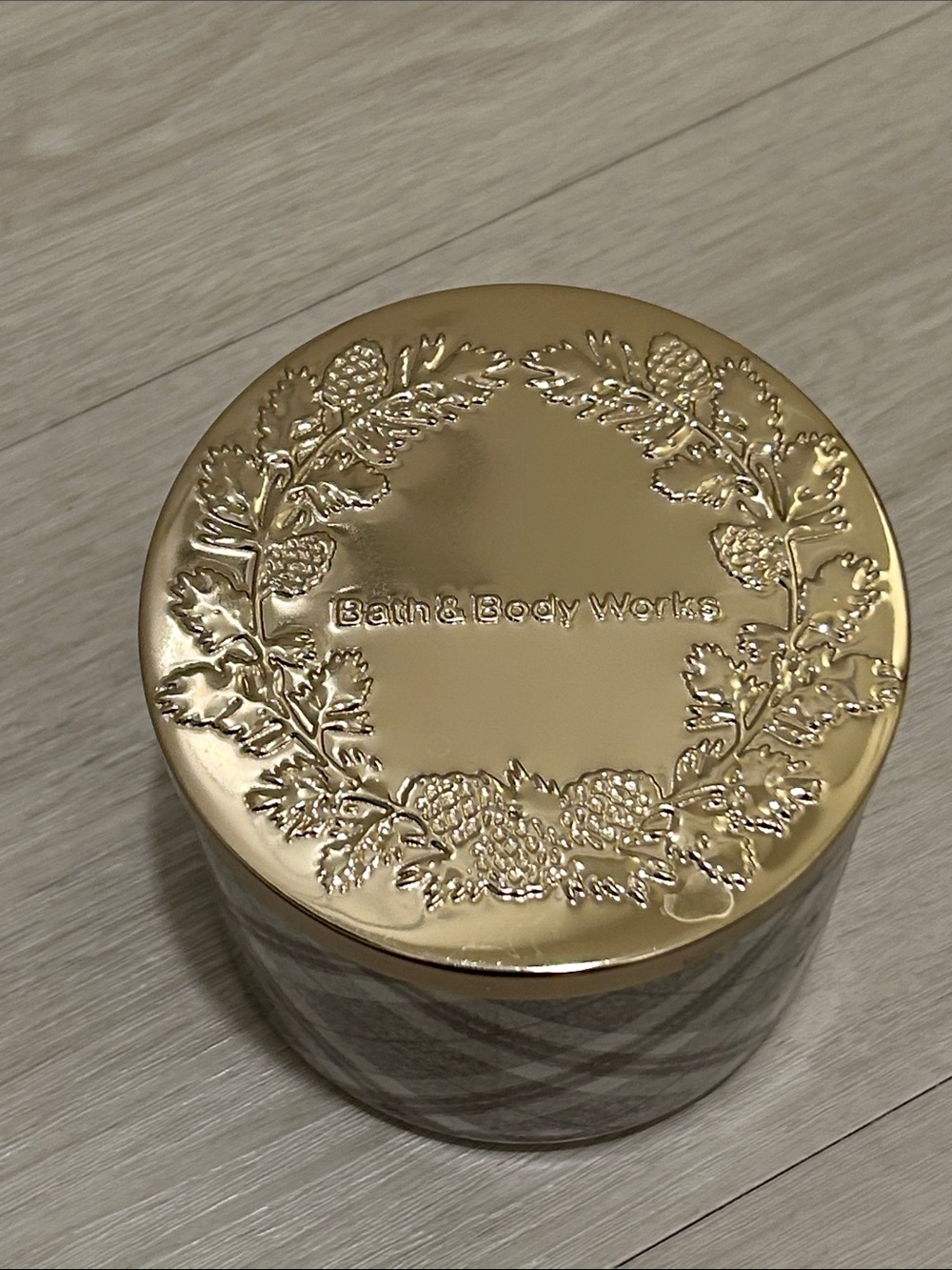 Bath & Body Works (NWT) Marshmallow Fireside Candle - Picture 2 of 3